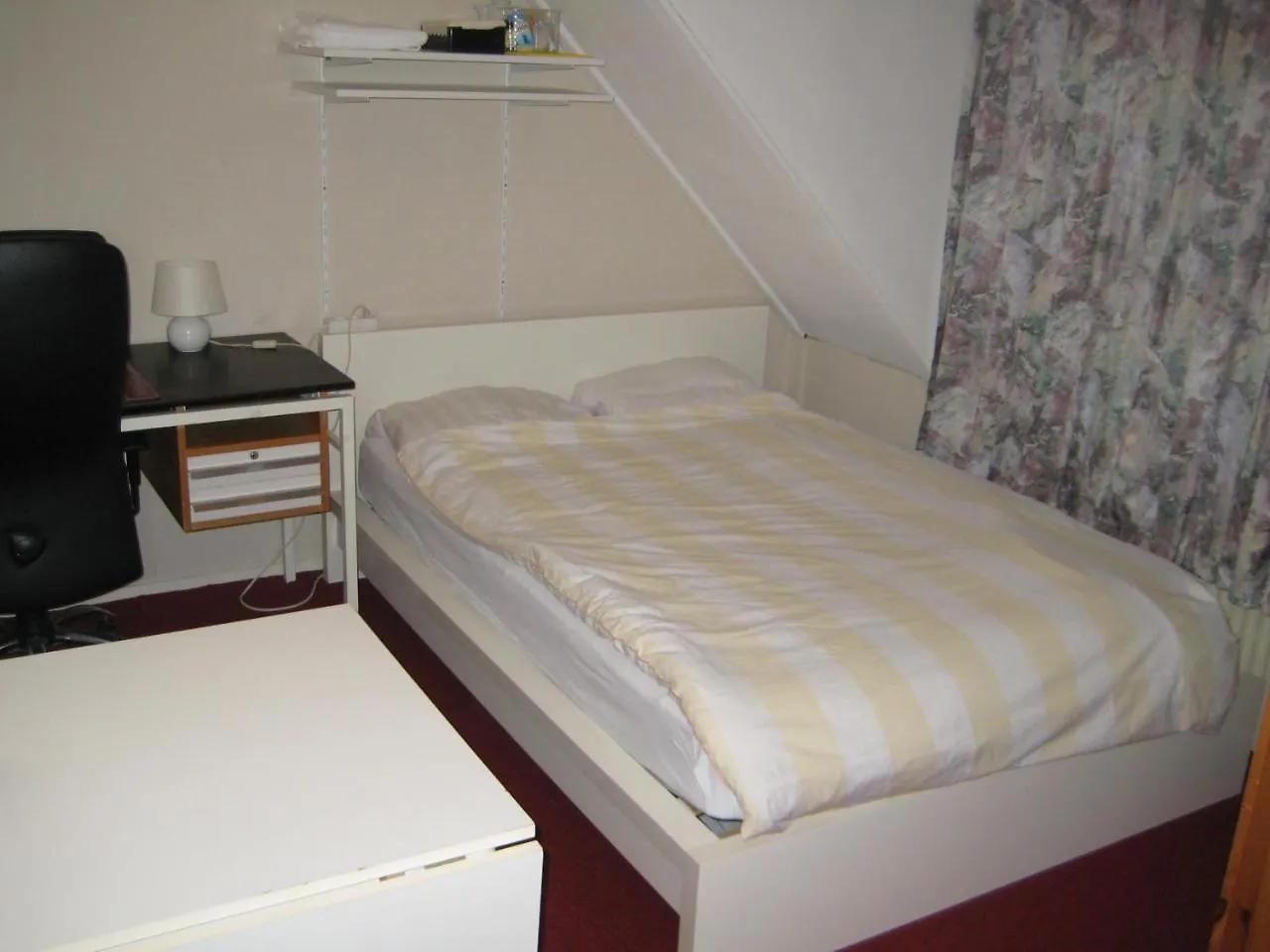 Bed & Breakfast Wim'S Place Schiphol Amsterdam Airport Hoofddorp
