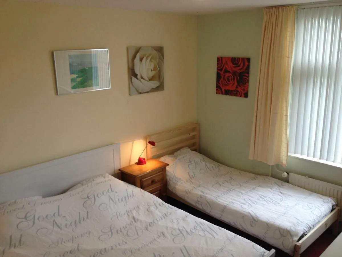 Wim'S Place Schiphol Amsterdam Airport Hoofddorp Bed & Breakfast